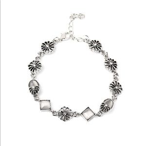 Eden etiquette white bracelet